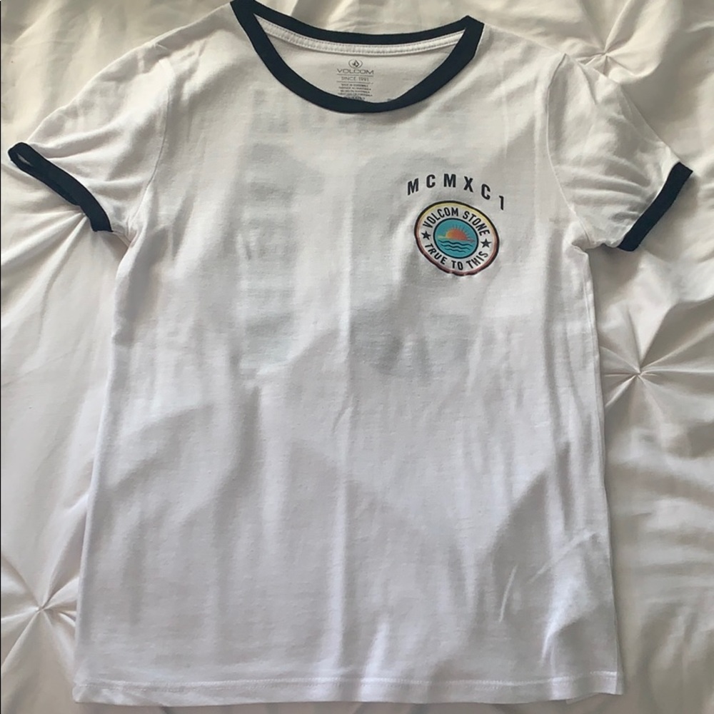 Volcom shirt